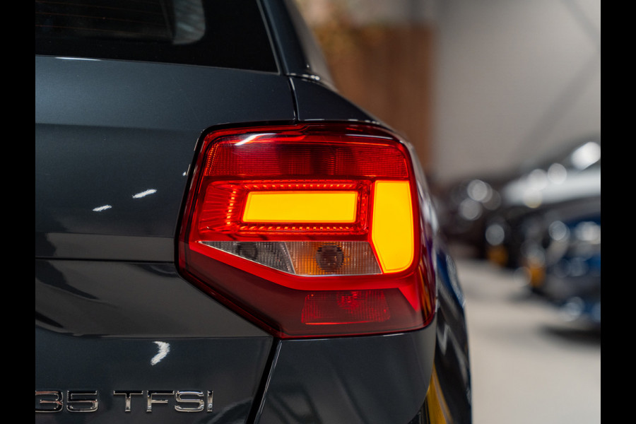 Audi Q2 35 TFSI 150PK S-Tronic Pro Line, Navi, Apple Carplay, Cruise, Clima, PDC, Multistuur, Voll Onderhoud