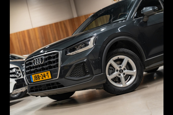 Audi Q2 35 TFSI 150PK S-Tronic Pro Line, Navi, Apple Carplay, Cruise, Clima, PDC, Multistuur, Voll Onderhoud
