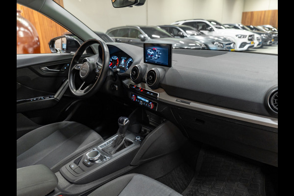 Audi Q2 35 TFSI 150PK S-Tronic Pro Line, Navi, Apple Carplay, Cruise, Clima, PDC, Multistuur, Voll Onderhoud
