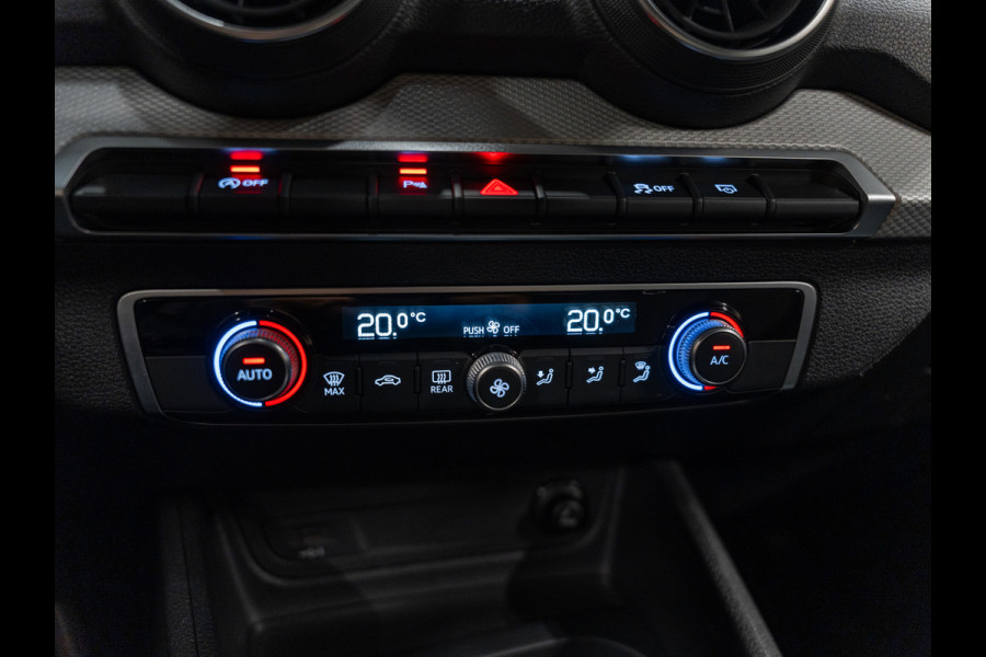 Audi Q2 35 TFSI 150PK S-Tronic Pro Line, Navi, Apple Carplay, Cruise, Clima, PDC, Multistuur, Voll Onderhoud