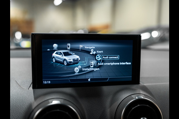 Audi Q2 35 TFSI 150PK S-Tronic Pro Line, Navi, Apple Carplay, Cruise, Clima, PDC, Multistuur, Voll Onderhoud