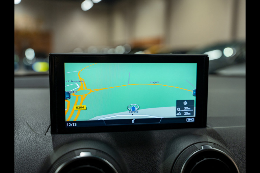 Audi Q2 35 TFSI 150PK S-Tronic Pro Line, Navi, Apple Carplay, Cruise, Clima, PDC, Multistuur, Voll Onderhoud