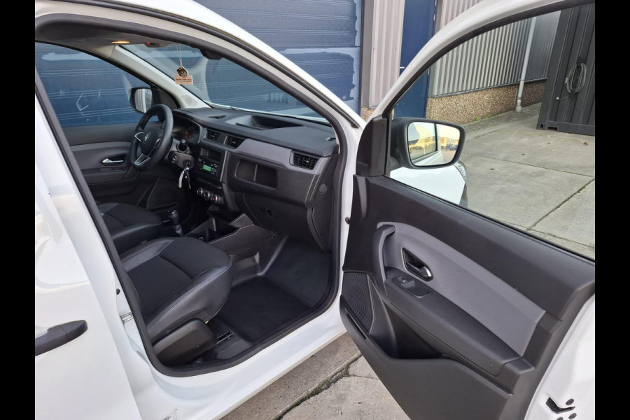 Renault Express 1.5 dCi 75 Comfort AIRCO / CRUISE CONTROLE / EURO 6 / TREKHAAK