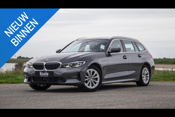BMW 3 Serie Touring 320e LED / DEALER ONDERHOUDEN / CAMERA / CARPLAY / TREKHAAK