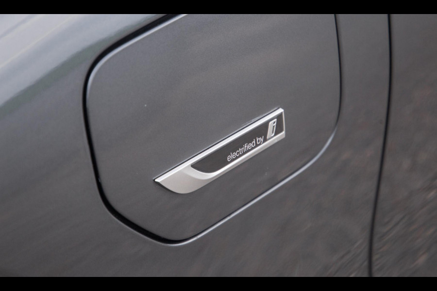 BMW 3 Serie Touring 320e LED / DEALER ONDERHOUDEN / CAMERA / CARPLAY / TREKHAAK