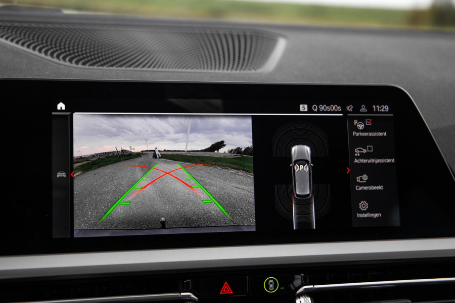 BMW 3 Serie Touring 320e LED / DEALER ONDERHOUDEN / CAMERA / CARPLAY / TREKHAAK