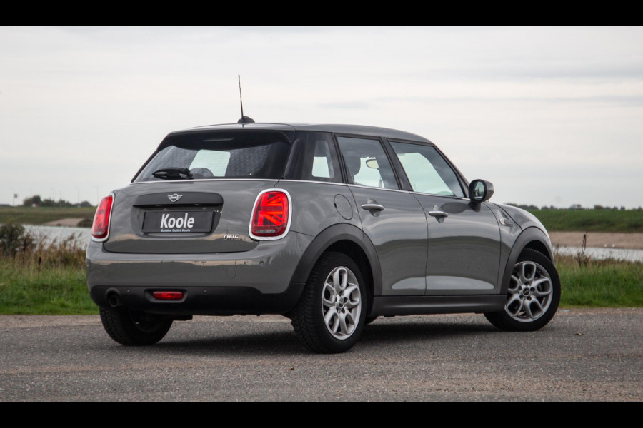 MINI 5-deurs 1.5 One Chili AIRCO / 5 DEURS / GREY / PERFECT ONDERHOUDEN / BENZINE