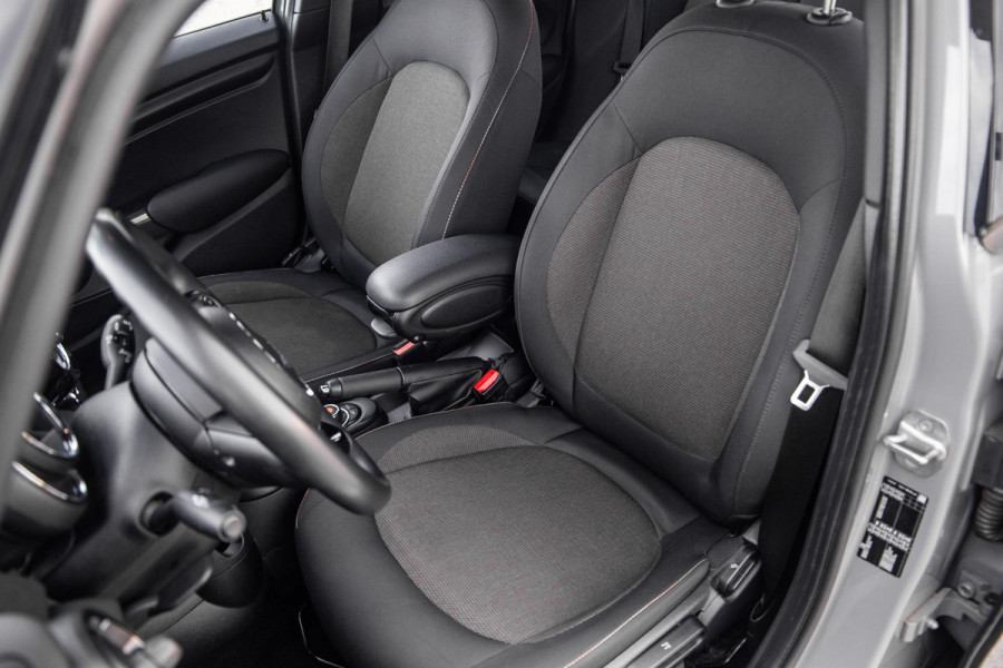 MINI 5-deurs 1.5 One Chili AIRCO / 5 DEURS / GREY / PERFECT ONDERHOUDEN / BENZINE