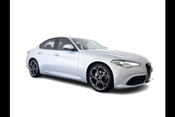 Alfa Romeo Giulia 2.0T Sprint (INCL-BTW)  Aut. *LEATHER | XENON | MEMORY-PACK | HEATED-VELOCE-SPORTSEATS | CAMERA | NAVI-FULLMAP | DAB+ | SHIFTPADDLES | PRIVACY-GLASS | BLINDSPOT | KEYLESS | 19"ALU*