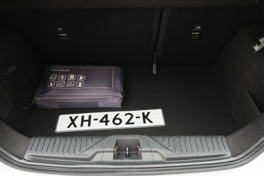 Ford Fiesta 1.1 Trend Apple Carplay, DAB, Trekhaak, Lane Assist, PDC