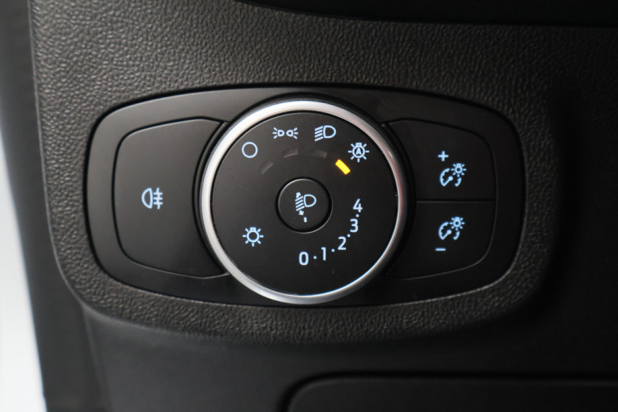 Ford Fiesta 1.1 Trend Apple Carplay, DAB, Trekhaak, Lane Assist, PDC