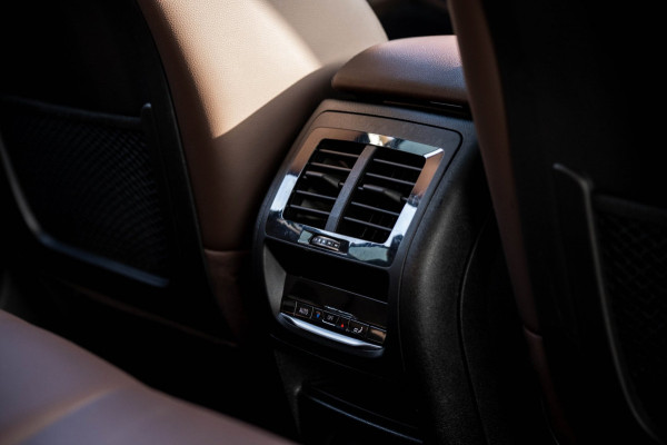 BMW X3 XDrive30e M-Sport Soh 92% I 20inch I Panoramadak I Laser Led I HiFi I NL Auto I NAP I CarPlay I Android