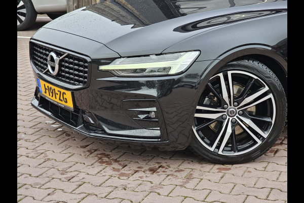 Volvo V60 2.0 B3 R-Design | LED | Trekhaak | Elek. bestuurdersstoel | Elek. achterklep | Leder | Keyless | ACC | Stoelverwarming |