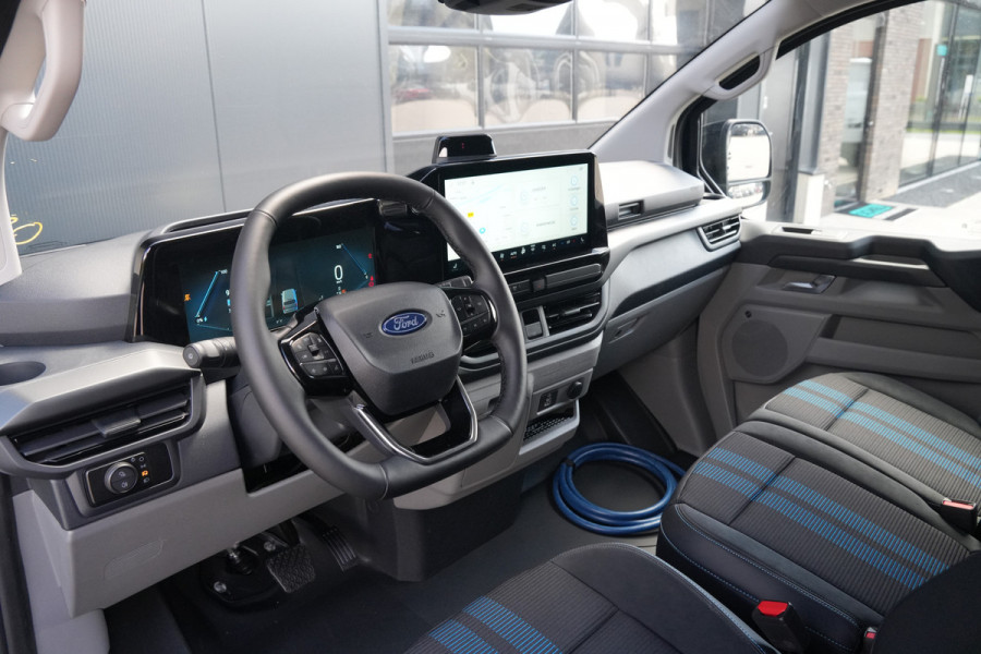 Ford E-Transit Custom 340 L2H1 Sport 71 kWh 218pk - DIRECT LEVERBAAR - ACC - DDS LED - Pro Power - Verwarmd stuurwiel - Navi - 360 Camera - Rijklaar