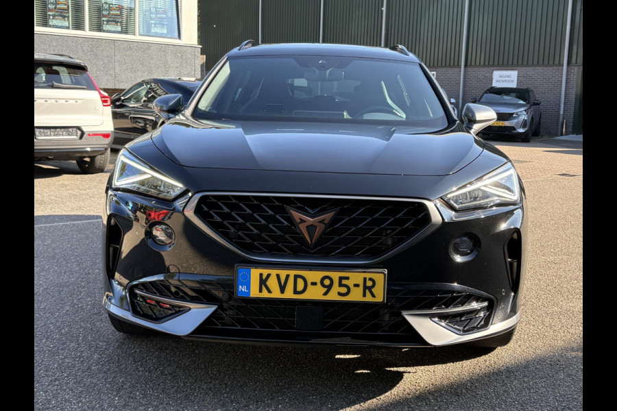 CUPRA Formentor 1.4 TSI e-Hybrid Essential VAN €30.900,- VOOR €28.877,- STOEL/STUUR VERWARMING | PANORAMA DAK | ELEKTRISCHE TREKHAAK | LEDEREN KUIPSTOELEN |