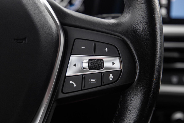 BMW 3 Serie Touring 320e LED / DEALER ONDERHOUDEN / CAMERA / CARPLAY / TREKHAAK