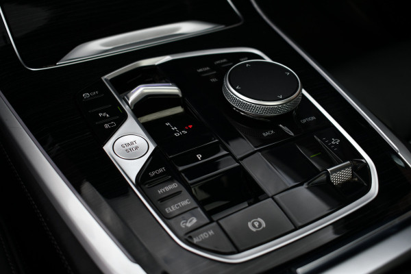 BMW X5 xDrive50e M-Sport Skylounge Comf-stoel ACC 360 HUD H/K 22inch