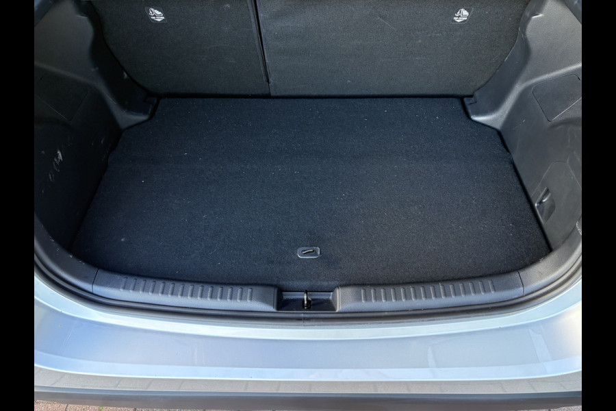 Toyota Yaris 1.5 VVT-i 125pk Business Plus LED/HUD/KEYLESS/CAMERA/WINTERPACK/ADAPT.CRUISE
