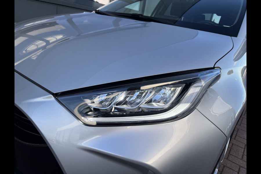 Toyota Yaris 1.5 VVT-i 125pk Business Plus LED/HUD/KEYLESS/CAMERA/WINTERPACK/ADAPT.CRUISE
