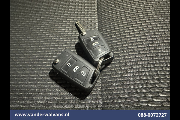 Volkswagen Transporter 2.0 TDI L2H1 Euro6 Airco | Navigatie | Apple Carplay | Android Auto | Trekhaak Cruisecontrol, Parkeersensoren