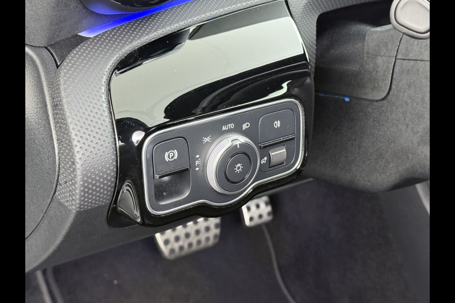Mercedes-Benz CLA-Klasse Shooting Brake 250 e AMG line | Pano Memory Keyless HUD Multibeam 360 Camera