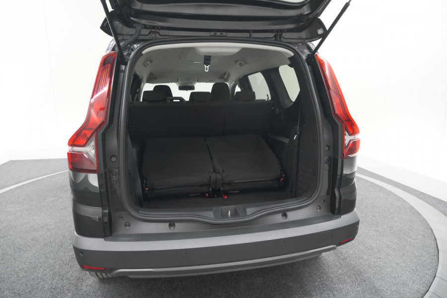 Dacia Jogger TCe 110 Extreme | 7 Zitplaatsen | Camera | Dodehoekdetectie | Stoelverwarming | Apple Carplay