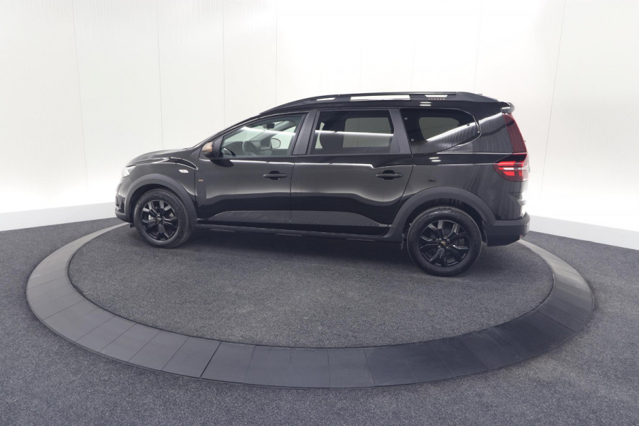 Dacia Jogger TCe 110 Extreme | 7 Zitplaatsen | Camera | Dodehoekdetectie | Stoelverwarming | Apple Carplay