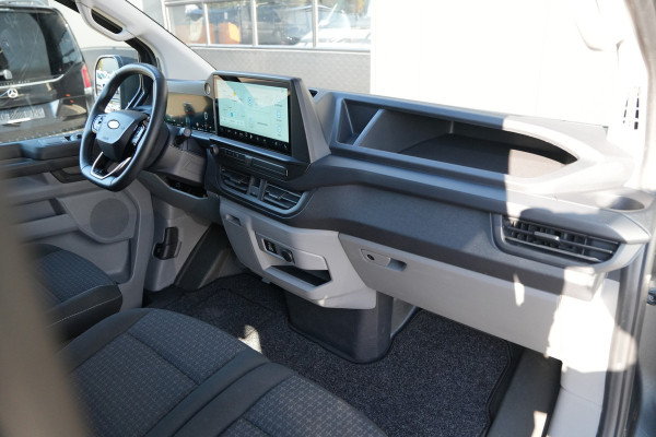 Ford Transit Custom 320 2.5 PHEV L2H1 Trend 232pk - 2x Schuif - Trekhaak - Blindspot - ACC - Stoel/Stuurverwarming - Sidesteps - Rijklaar