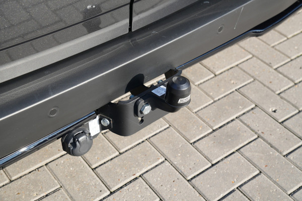 Ford Transit Custom 320 2.5 PHEV L2H1 Trend 232pk - 2x Schuif - Trekhaak - Blindspot - ACC - Stoel/Stuurverwarming - Sidesteps - Rijklaar