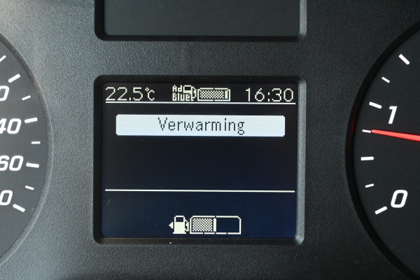 Mercedes-Benz Sprinter 315 CDI L2H1 RWD Geveerde stoel, Standkachel, Trekhaak