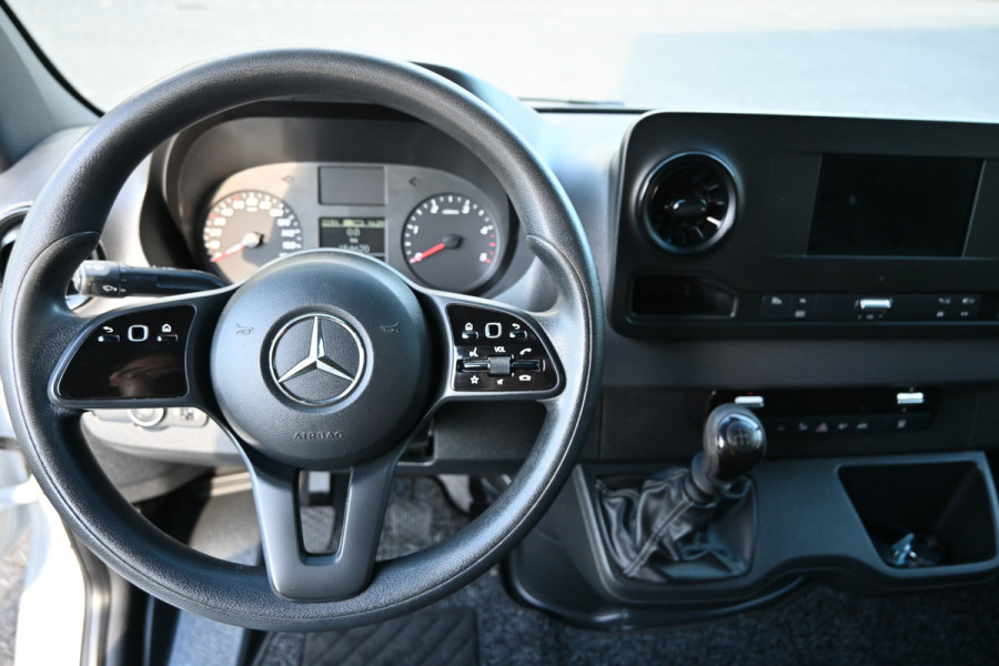 Mercedes-Benz Sprinter 315 CDI L2H1 RWD Geveerde stoel, Standkachel, Trekhaak