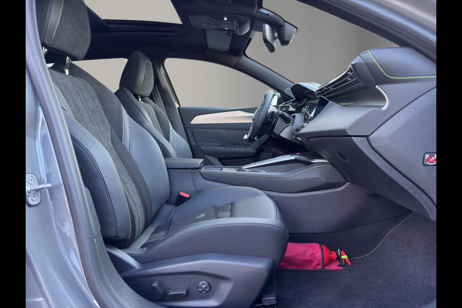 Peugeot 408 1.2 GT Exclusive Hybrid 145 | Pano | Memory | NAPPA | FOCAL | 360° | Massage | Uniek-lage km-stand | Rijklaarprijs!!