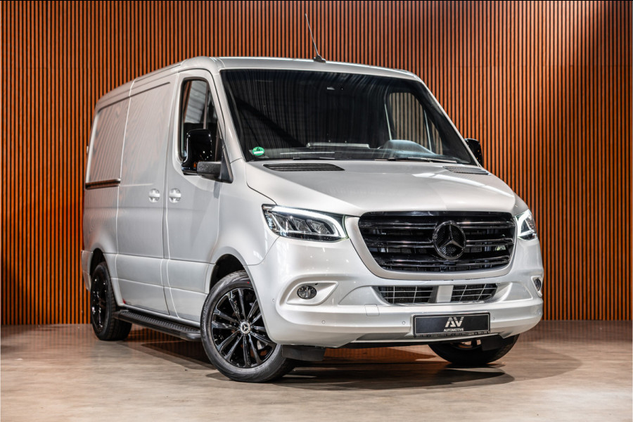 Mercedes-Benz Sprinter 317 170 PK | ACC | LED Koplampen | Camera | Blind Spot | Sortimo inrichting | Navigatie | CarPlay | Stoelverwarming | MBUX | Climate control | DAB | Dealer onderhouden | Nieuwe APK