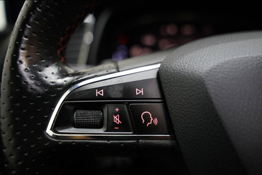Seat Leon 1.4 EcoTSI FR PANO VIRTUAL SFEER KEYLES CAM ACC