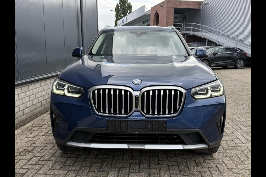 BMW X3 xDrive30e High Executive 18"/Leder + memory/Dodehoek/HiFi/Keyless/360 camera/Stoelverwarming/Apple Carplay & Android Auto