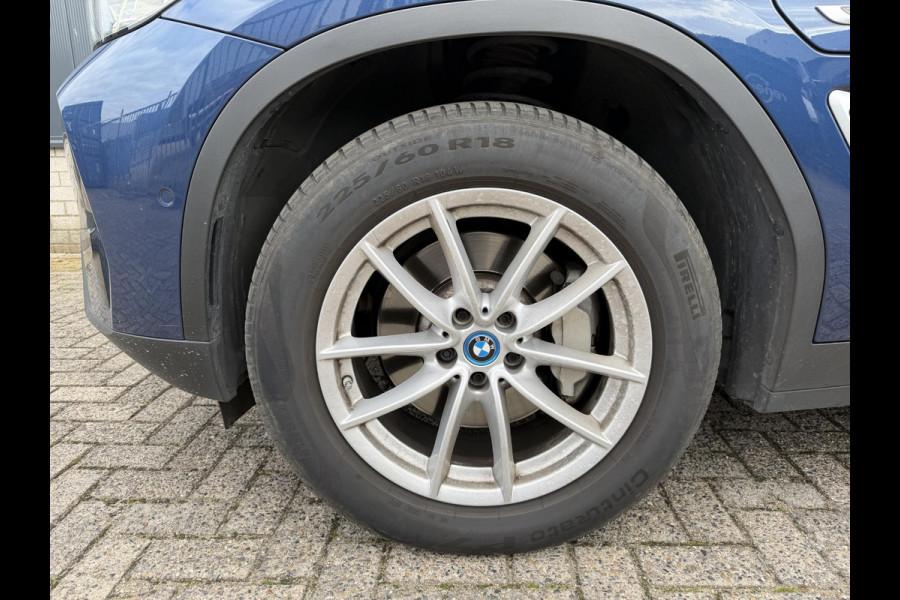BMW X3 xDrive30e High Executive 18"/Leder + memory/Dodehoek/HiFi/Keyless/360 camera/Stoelverwarming/Apple Carplay & Android Auto