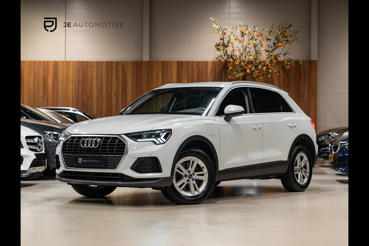 Audi Q3 45 TFSI e edition, Matrix LED, Virtual Cockpit, Apple Carplay, ACC, Clima, PDC, Android Auto, Volledig Onderhoud