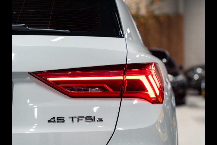 Audi Q3 45 TFSI e edition, Matrix LED, Virtual Cockpit, Apple Carplay, ACC, Clima, PDC, Android Auto, Volledig Onderhoud