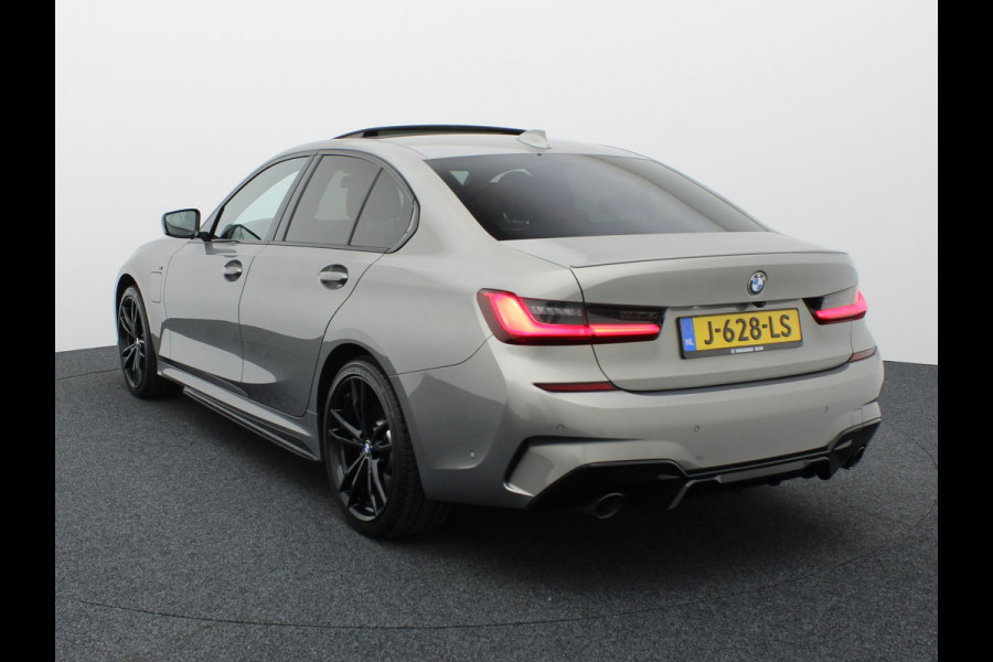 BMW 3-serie 330e High Executive | Schuif/Kanteldak | Head up | Laser Led | Memory | Harman Kardon | Trekhaak | Prijs Rijklaar!!