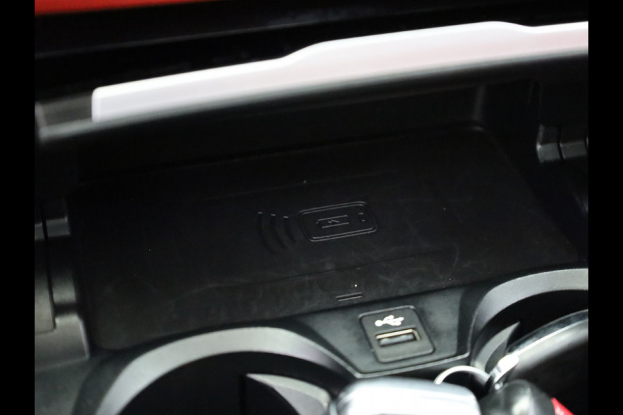 BMW 3-serie 330e High Executive | Schuif/Kanteldak | Head up | Laser Led | Memory | Harman Kardon | Trekhaak | Prijs Rijklaar!!