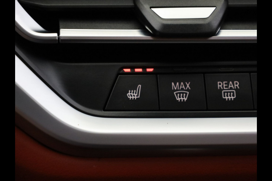 BMW 3-serie 330e High Executive | Schuif/Kanteldak | Head up | Laser Led | Memory | Harman Kardon | Trekhaak | Prijs Rijklaar!!
