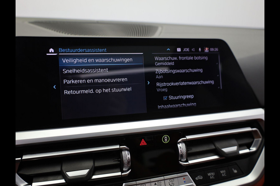 BMW 3-serie 330e High Executive | Schuif/Kanteldak | Head up | Laser Led | Memory | Harman Kardon | Trekhaak | Prijs Rijklaar!!