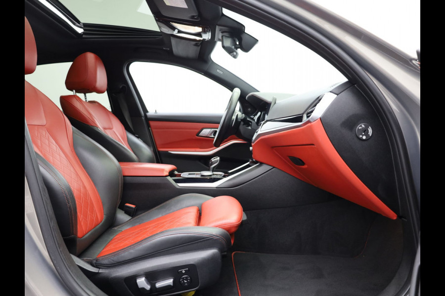 BMW 3-serie 330e High Executive | Schuif/Kanteldak | Head up | Laser Led | Memory | Harman Kardon | Trekhaak | Prijs Rijklaar!!