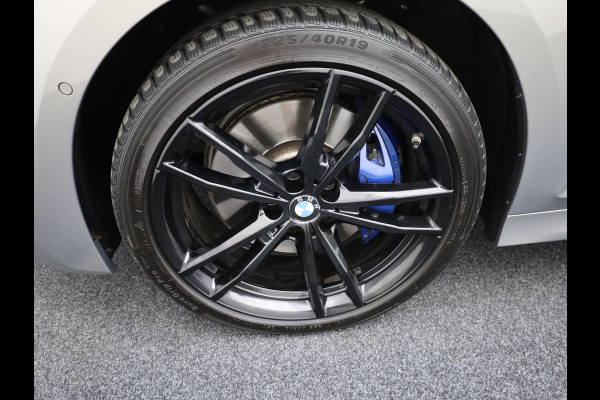 BMW 3-serie 330e High Executive | Schuif/Kanteldak | Head up | Laser Led | Memory | Harman Kardon | Trekhaak | Prijs Rijklaar!!