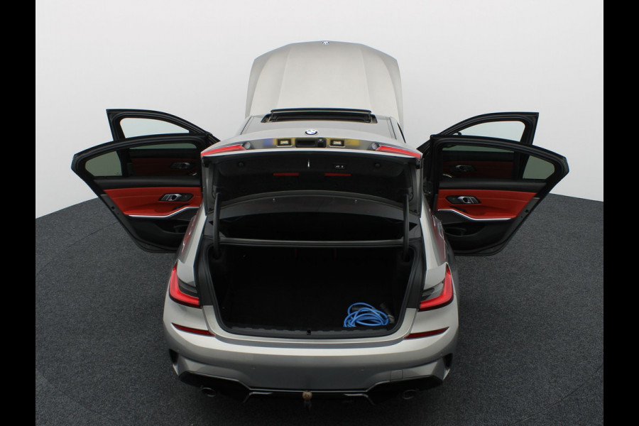 BMW 3-serie 330e High Executive | Schuif/Kanteldak | Head up | Laser Led | Memory | Harman Kardon | Trekhaak | Prijs Rijklaar!!