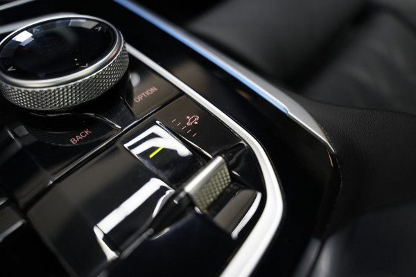 BMW X5 XDrive50e M SPORT PANO SKYLOUNGE 360 HEAD UP H&K