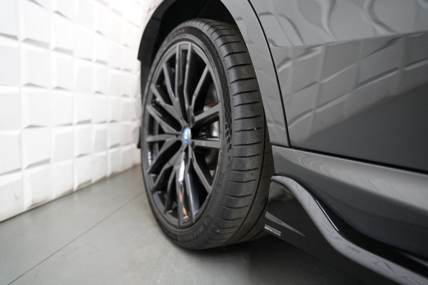 BMW X5 XDrive50e M SPORT PANO SKYLOUNGE 360 HEAD UP H&K