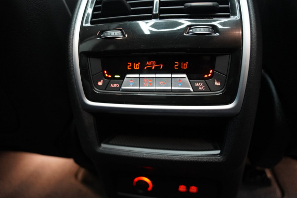 BMW X5 XDrive50e M SPORT PANO SKYLOUNGE 360 HEAD UP H&K