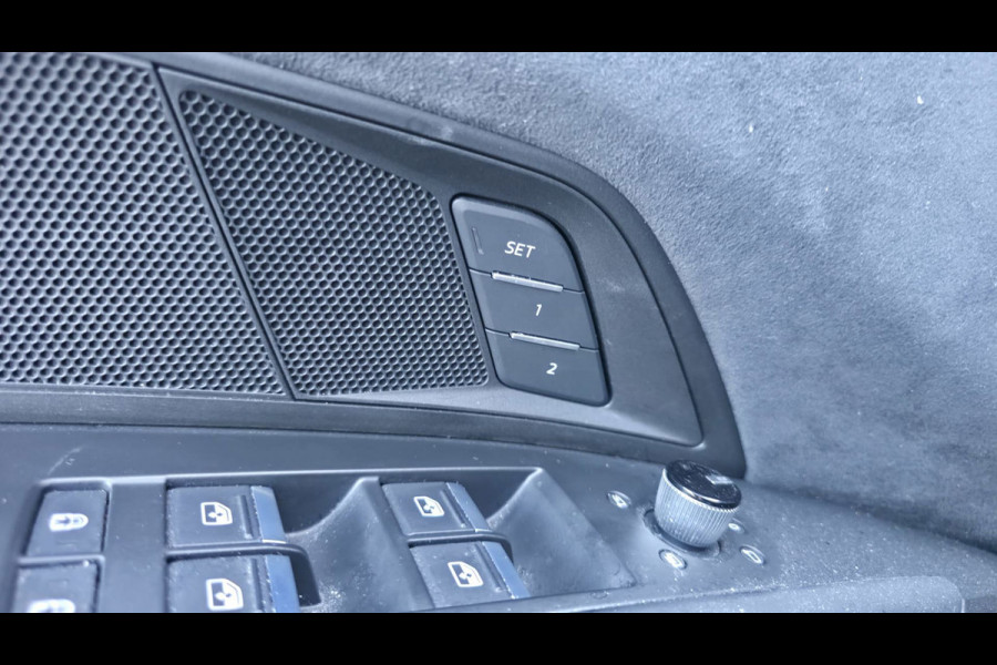 Audi e-tron GT RS 93 kWh | Carbon | B&O 3D | Massage | SOH 91% | HUD | BTW | ACC | 360cam | Stoelkoeling | DriveSelect | Sunroof |