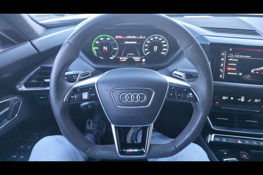 Audi e-tron GT RS 93 kWh | Carbon | B&O 3D | Massage | SOH 91% | HUD | BTW | ACC | 360cam | Stoelkoeling | DriveSelect | Sunroof |
